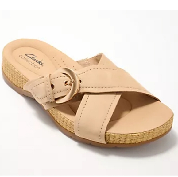 BRAND NEW CLARKS CRISSCROSS WOMEN'S REILEIGH NUBUCK SANDAL - Picture 13 of 16